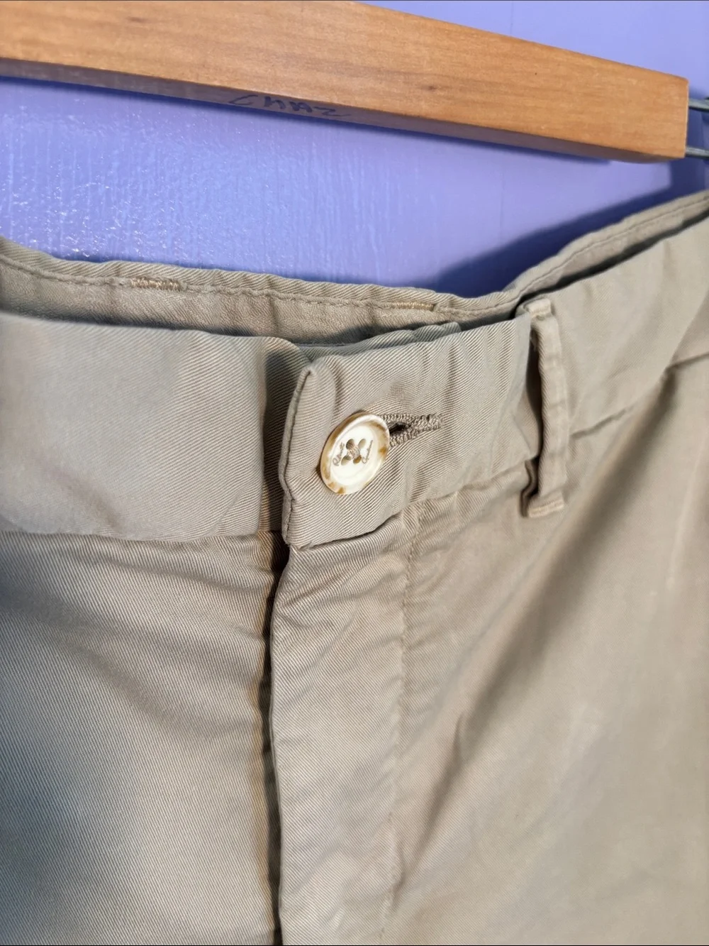 Robert Graham white Trim Classic Tan Chino Shorts 34 khaki preppy leather label